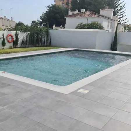 Lucena Atico Soleado Piscina Y Playa Apartment *